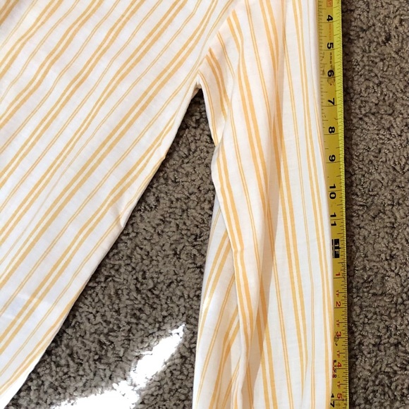 Universal Thread blouse - Picture 9 of 9